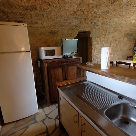 Maison Confortable Avec Jardin A De Faure Emplacement Paisible * Tour-de-Faure